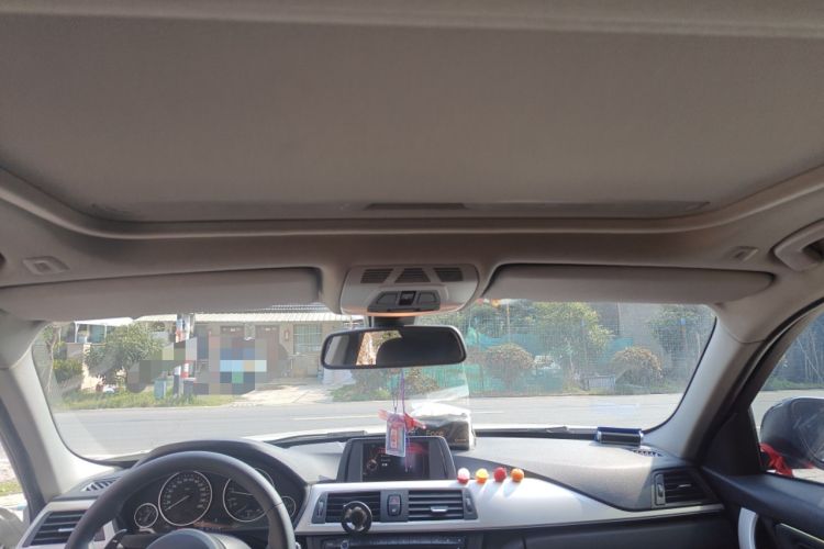 Used BMW 3 Series 2015 320i Active Edition
