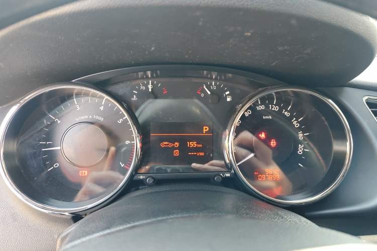 Used Peugeot 3008 2016 2.0L Automatic Classic Edition