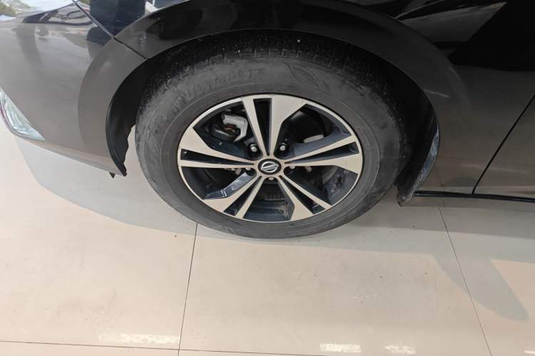 Used Nissan Sylphy 2022 1.6L XL CVT Smart Enjoyment Version Left Front Wheel Hub