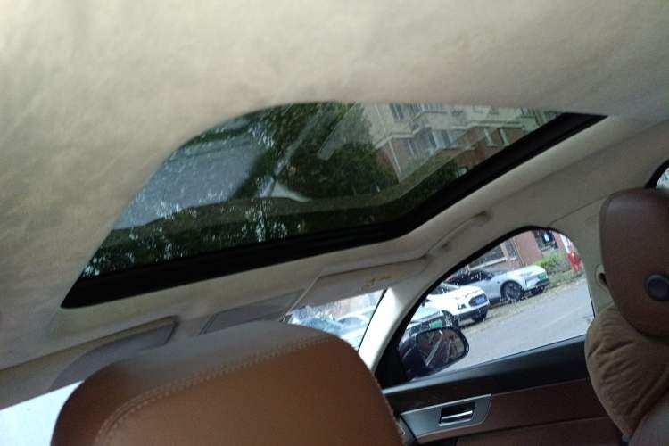 Used Jaguar XFL 2017 XFL 2.0T 240PS Luxury Edition Headliner