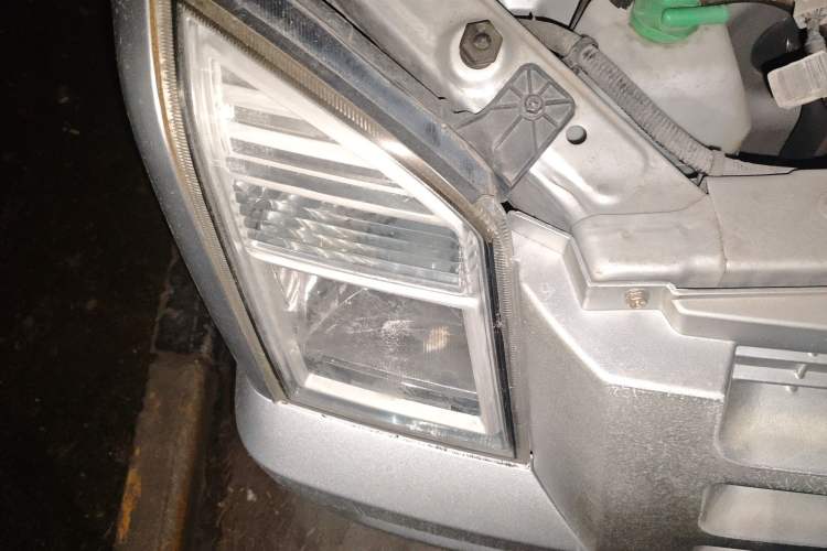 Used Dongfeng Xiaokang C37 2016 1.5L Standard II DK15-06 Right Front Headlight