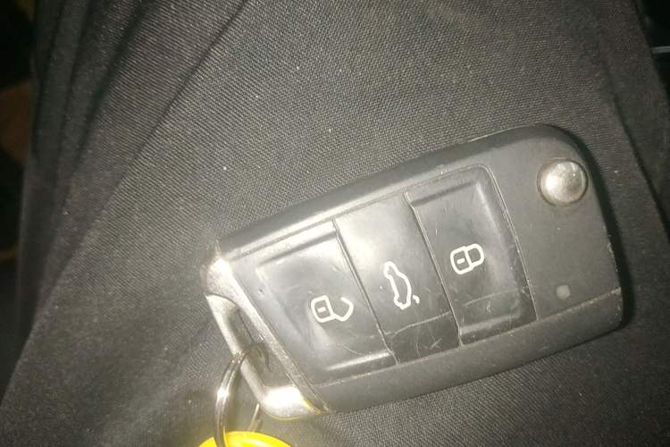 Used Volkswagen Tharu 2021 280TSI Two-Wheel Drive Comfort Edition
