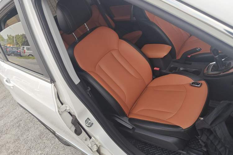 Used Cowin X5 2017 1.5T Manual Luxury Model
