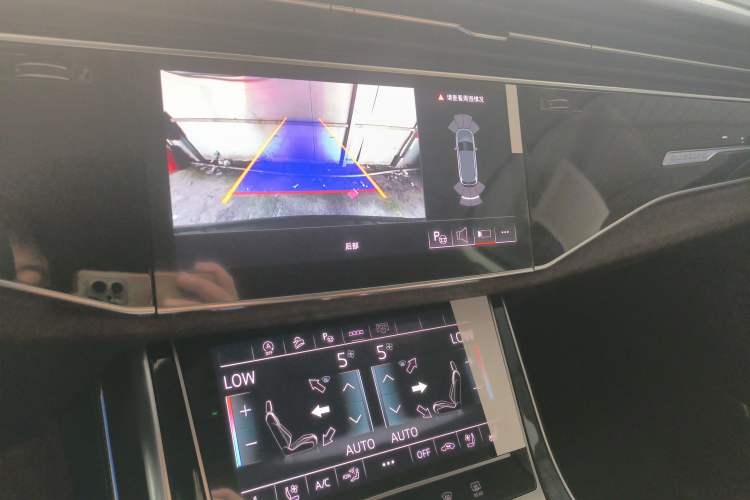 Used Audi Q7 2025 55 TFSI quattro S line Black Warrior Edition
