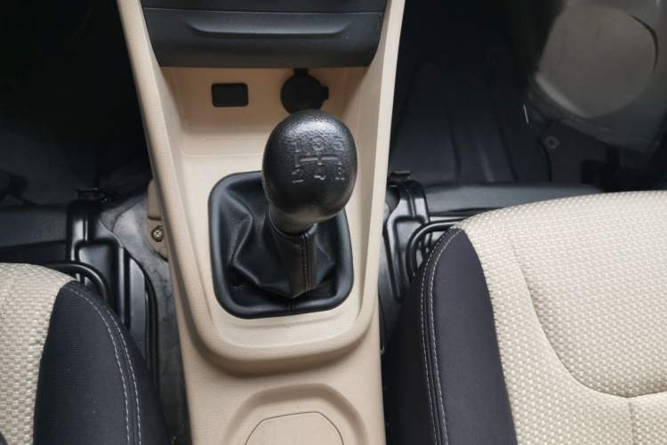 Used Kuayue Kuayue Xing V3 2023 1.5L Gasoline Comfort Model 7-Seater Passenger Vehicle