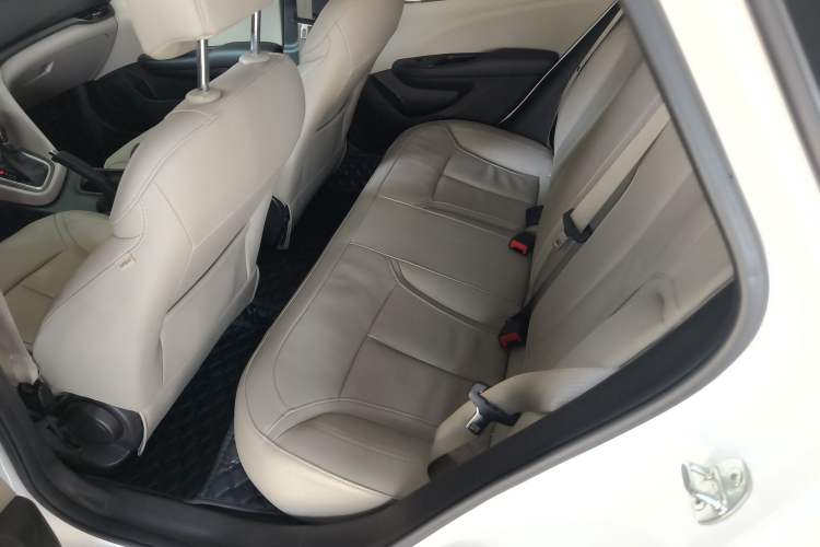 Used Buick Excelle GX 2018 15T Dual-Clutch Elite Model