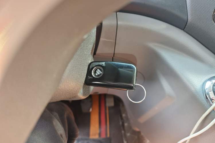 Used Foton Toano 2020 2.0T Multi-Function Extended Wheelbase Mid-Roof 5/6/7-Seater with Rear Dual Tires China VI Emission Standard F20TC3
