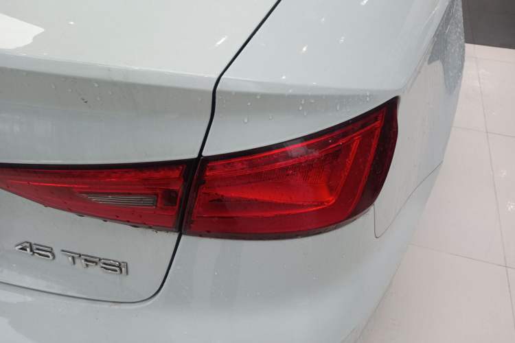 Used Audi A3 (Import) 2015 Limousine 45 TFSI S line Luxury Model