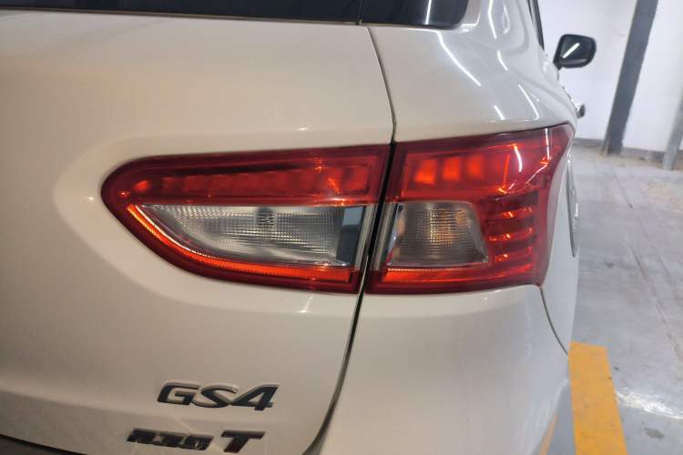 Used GAC Trumpchi GS4 2017 235T Automatic Two-Wheel Drive Luxury Smart Connectivity Version