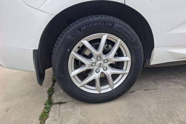 Used Volvo XC60 2019 T5 4x4 Smart Edition China V Standard