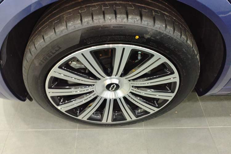 Used Hima AITO M7 2026 Model Range-Extending Ultra All-Wheel Drive 5-Seater Version Exterior 4