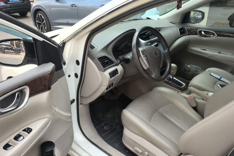 Used Nissan Sylphy 2012 1.6 XL CVT Luxury Edition Driver Seat