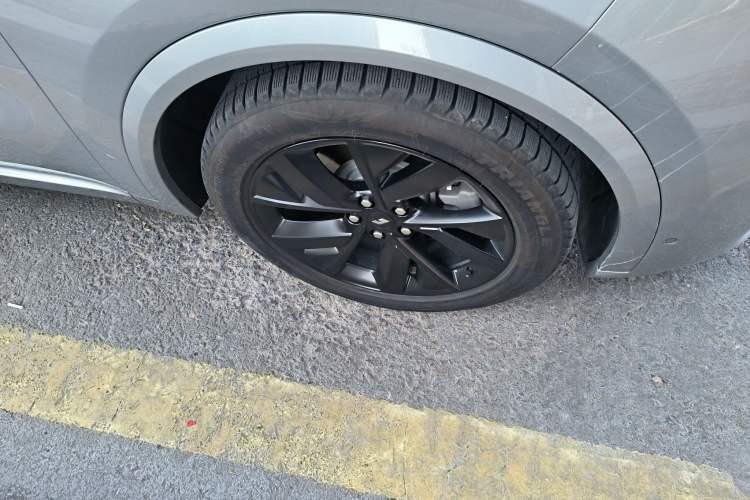 Used Li Auto L8 2023 Pro Model