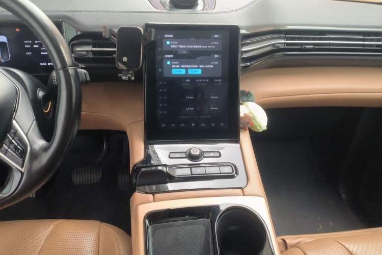 Used Nio ES8 2018 355 km Base Version 7-Seater Edition Audio And AC Panel