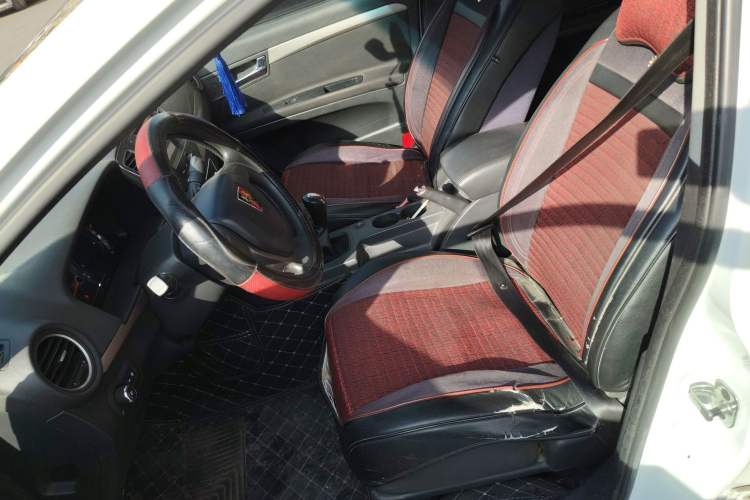 Used Roewe 350 2015 1.5L Manual Luxury Sunroof Edition Left Front Seat