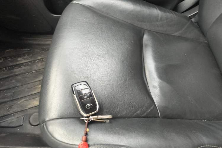 Used Toyota Prado 2016 2.7L Automatic Standard Edition
