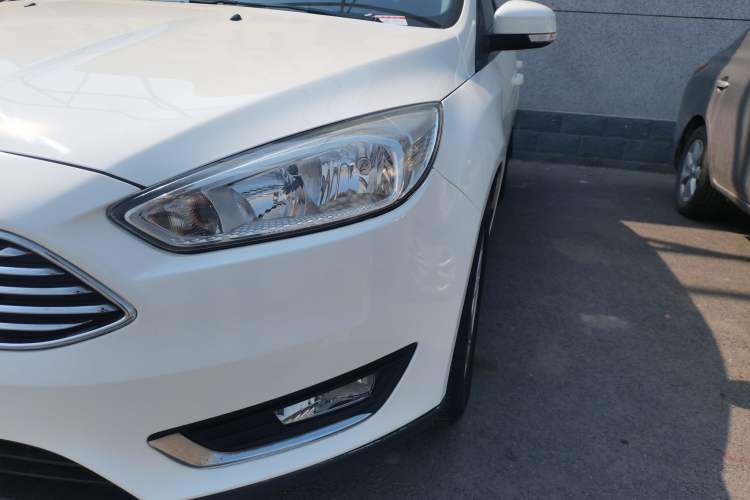 Used Ford Focus 2017 Sedan 1.6L Automatic Fashion Edition Smart Drive Version
