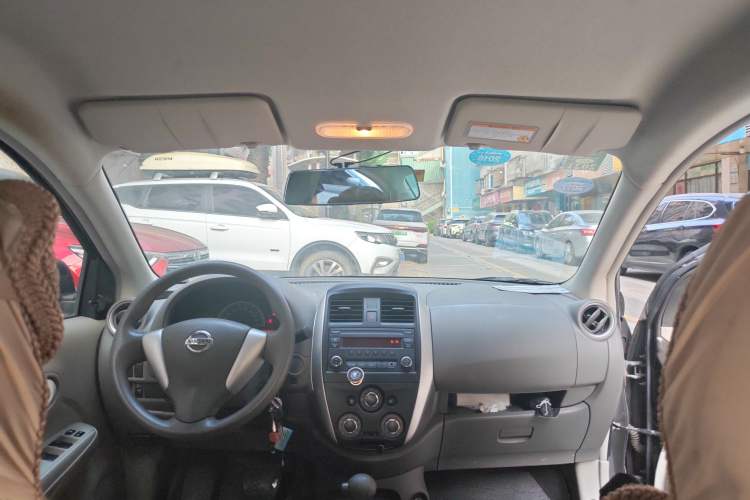 Used Nissan Sunny 2015 1.5XE CVT Comfort Edition Headliner