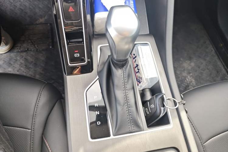 Used Roewe i5 2024 1.5L CVT Luxury Edition