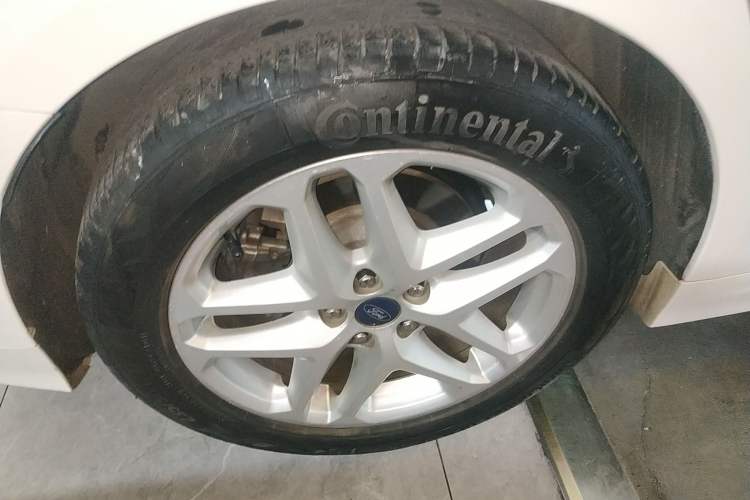 Used Ford Mondeo 2013 1.5L GTDi180 Fashion Edition Right Rear Wheel Hub