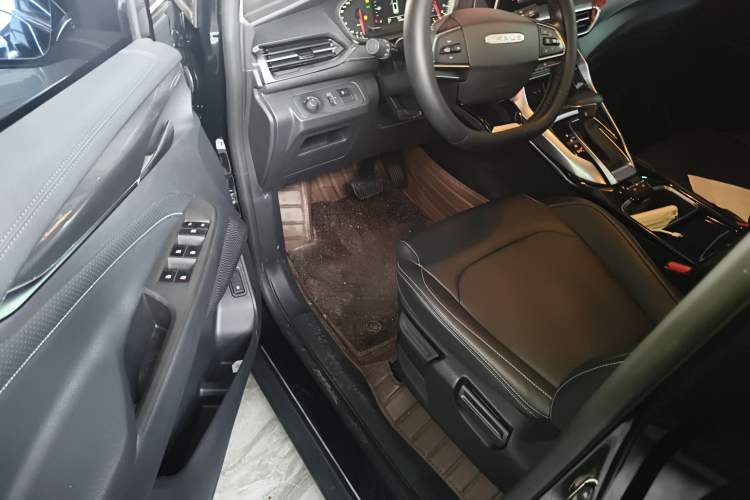 Used SAIC MAXUS G50 2020 1.5T Automatic Elite Edition