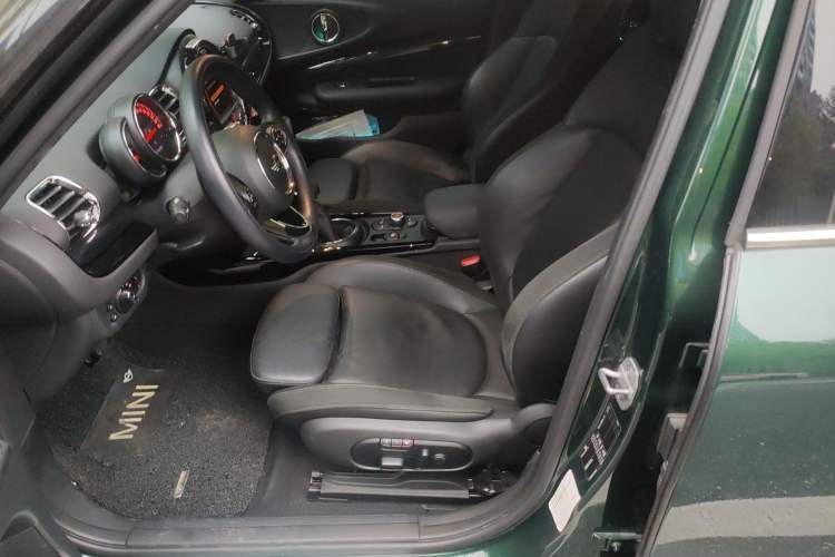 Used MINI Clubman 2016 Revised Version 1.5T COOPER Connoisseur Edition