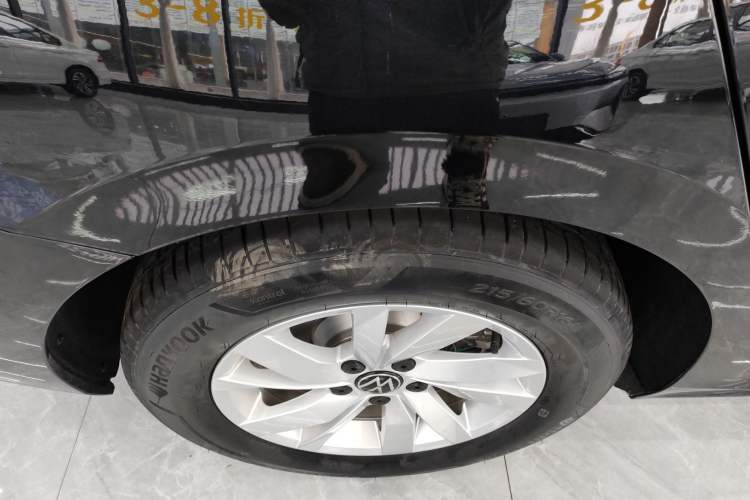 Used Volkswagen Passat New Energy 2025 430 PHEV Hybrid Business Edition
