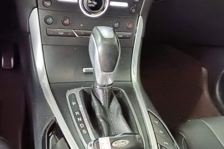 Used Ford Edge 2015 2.0T GTDi Four-Wheel Drive Prestige Model