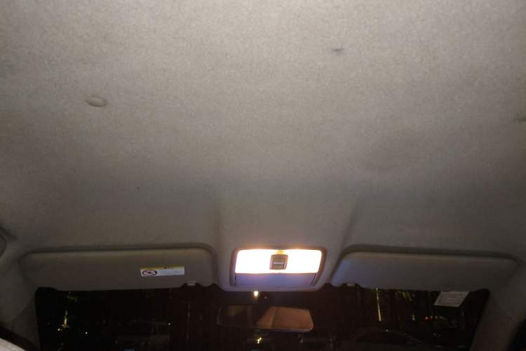 Used Toyota RAV4 2011 2.0L Manual Classic Edition
