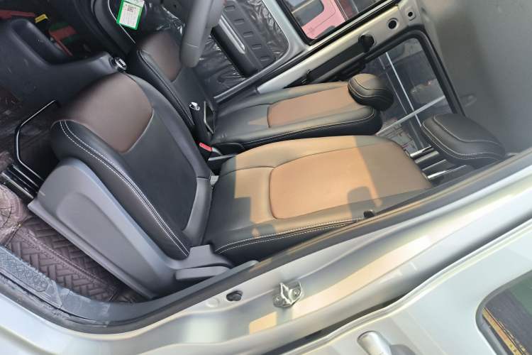 Used Wuling Zhiguang New Energy 2025 Comfort Model