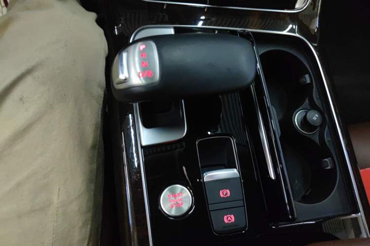 Used Audi A8 2016 A8L 45 TFSI quattro Comfort model