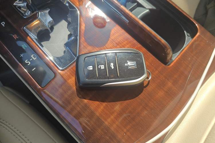 Used Toyota Crown 2015 2.5L Smart Edition