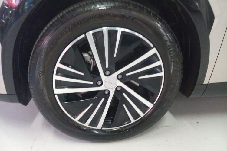 Used Lynk & Co 08 EM-P 2024 120km Long-Range Plus
