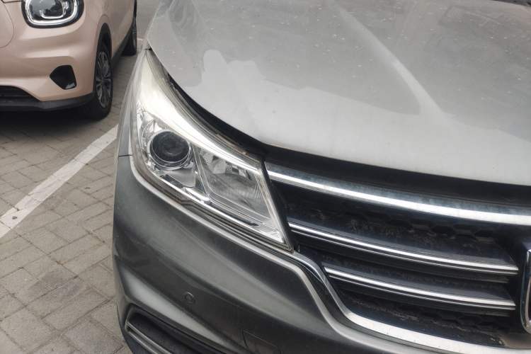 Used Baojun 730 2017 1.5T DCT Fashion Edition 7-Seater China V Emission Standard
