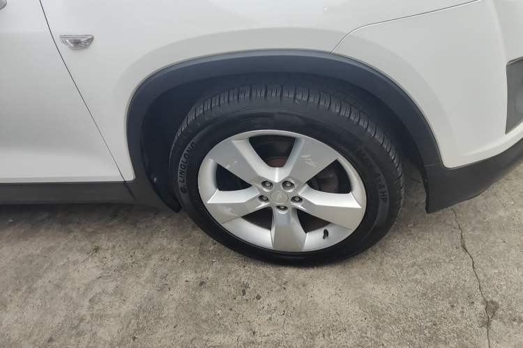 Used Chevrolet Trax 2016 1.4T Automatic Two-Wheel Drive Luxury Version Right Front Wheel Hub