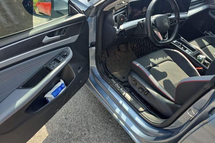 Used Volkswagen Lamando 2022 Lavida L 280TSI DSG Cool & Spicy Edition
