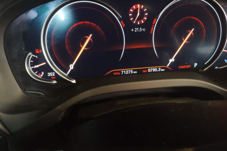 Used BMW X3 2019 xDrive28i M Sport Package Odometer Close Up