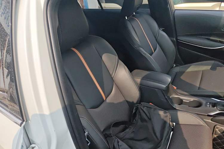 Used Toyota Levin 2023 Revised Version 2.0L Luxury Edition
