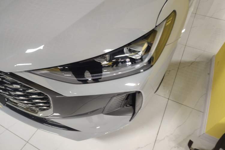 Used Chery Fengyun A8L 2025 1.5 TGDI 145 km Luxury Version Left Front Headlight