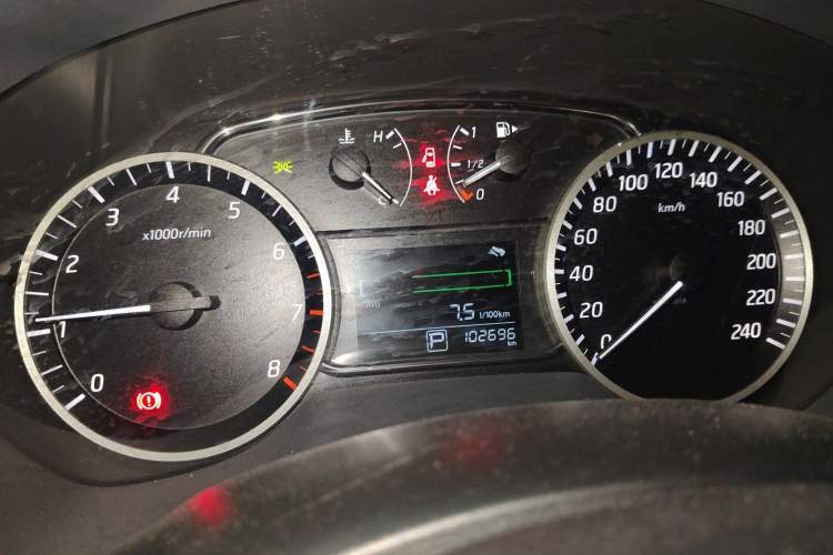 Used Nissan Sylphy 2019 1.6XV CVT Smart Connect Luxury Edition China VI Standard Instrument Cluster