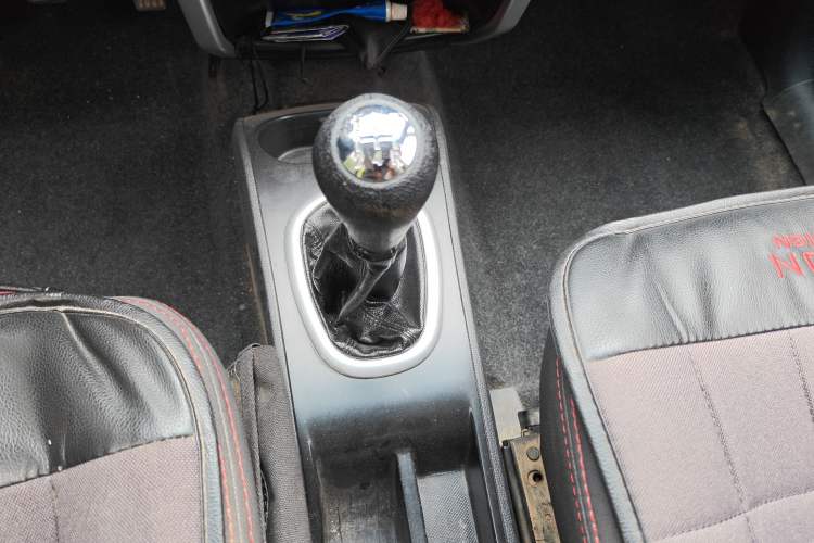 Used CHANGAN CX20 2014 1.4L Manual Sport Edition China V Standard Gear Lever