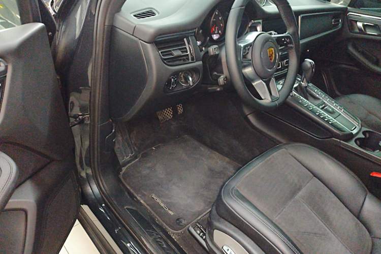 Used Porsche Macan 2021 Macan 2.0T