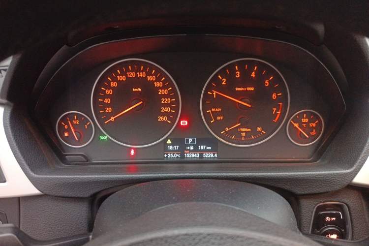 Used BMW 3 Series 2014 320i Sport Edition