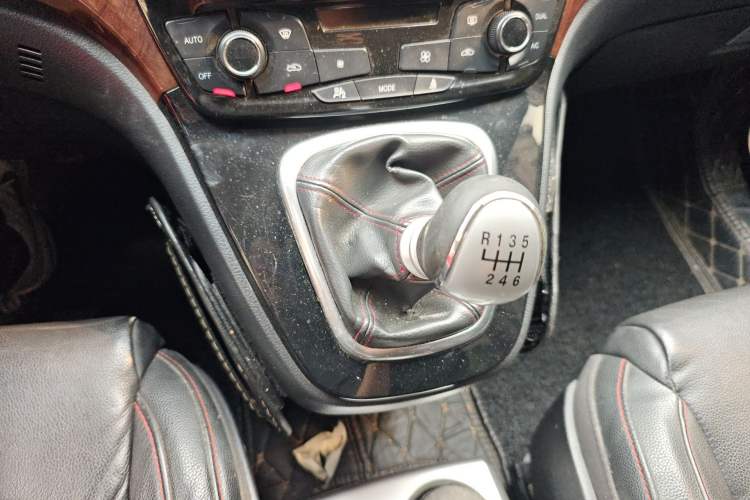 Used Haval H6 2014 Sport Version 1.5T Manual Two-Wheel Drive Elite Edition