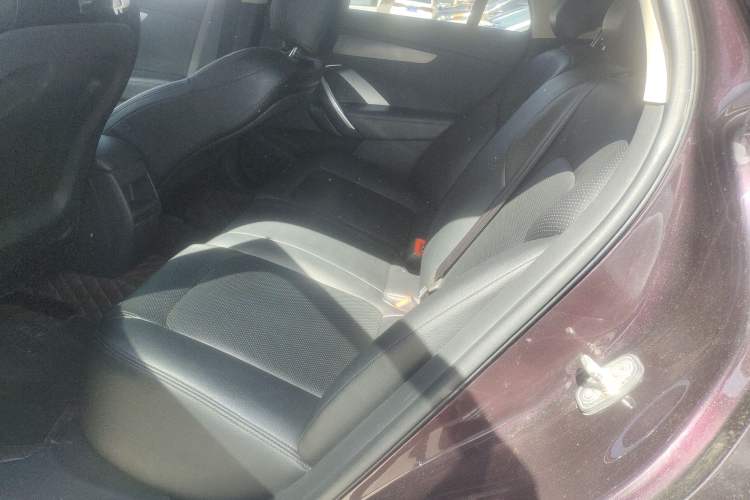 Used DS 5LS 2014 1.8L automatic Comfort version VTi140 Left Rear Seat