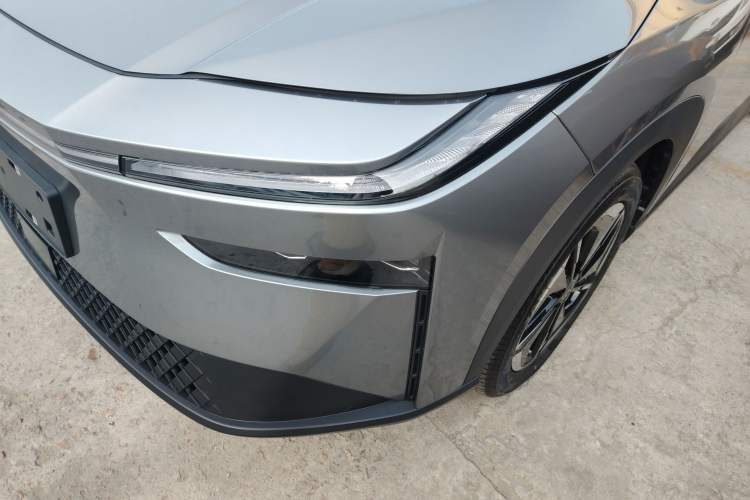 Used Toyota bZ3 2024 616 km Long-Range PRO