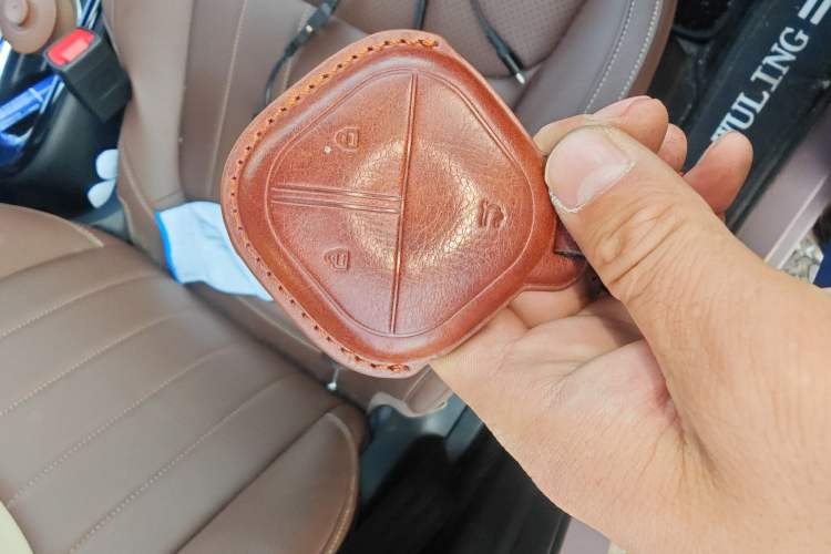 Used Wuling Bingo 2023 333 km Lingxi Connected+ Version