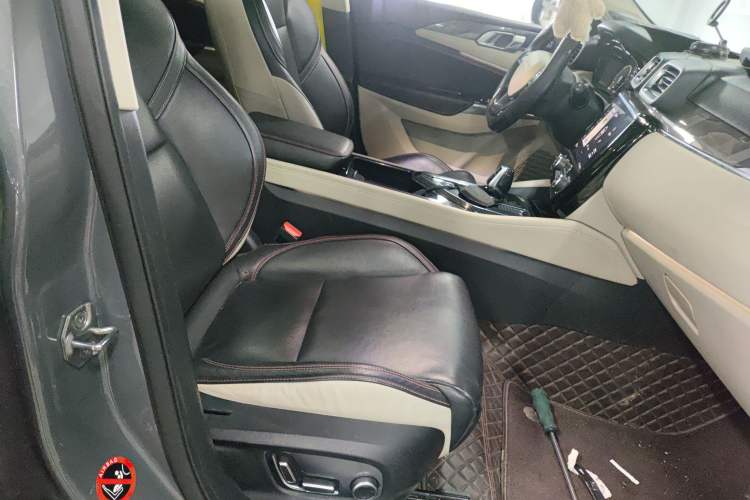 Used Lynk & Co 02 2019 1.5T DCT Two-Wheel Drive Shine Pro Edition China VI Standard