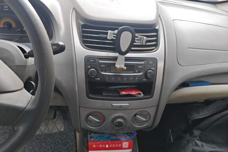 Used Chevrolet Sail 2010 Sedan 1.2L Manual Warm Edition