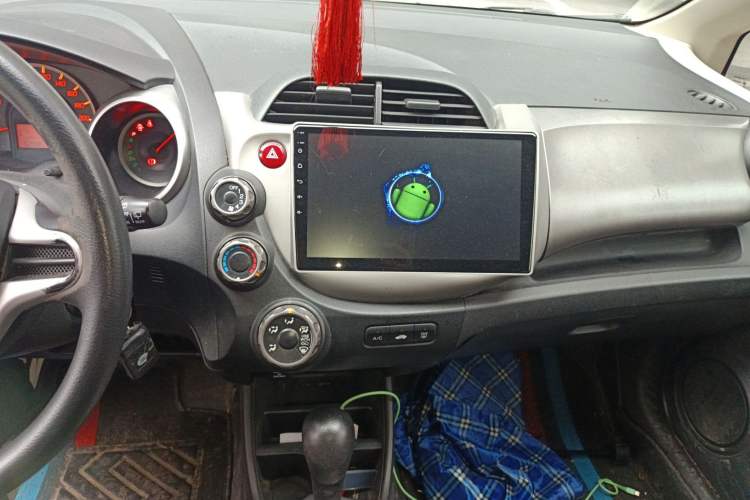 Used Honda Fit 2011 1.3L automatic comfort version
